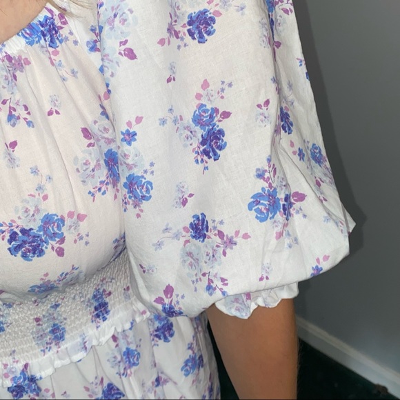 Gorgeous Floral Maxi Dress - Picture 3 of 5